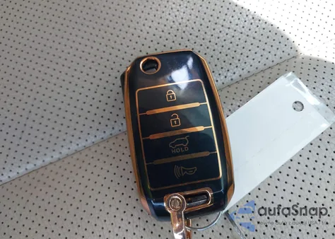 2019 Kia Cadenza Technology z USA, uszkodzony, nr VIN KNALC4J15K5170456